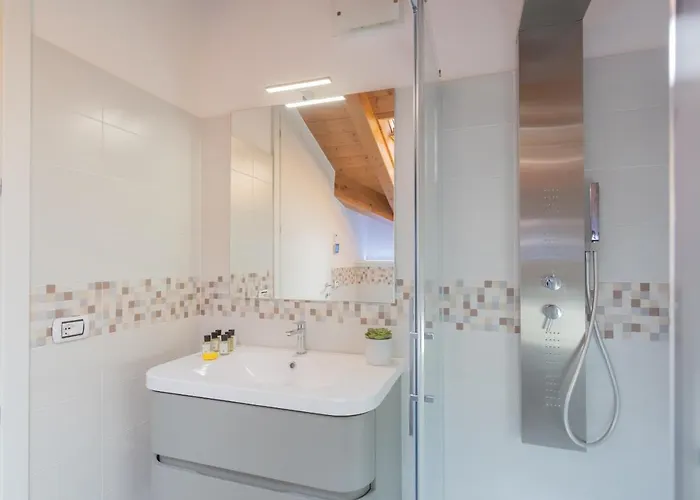 Appartamento Dream View - Private By Rent Lezzeno